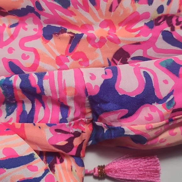 Lilly Pulitzer Vibrant Pink and Blue Joggers - Picture 11 of 12